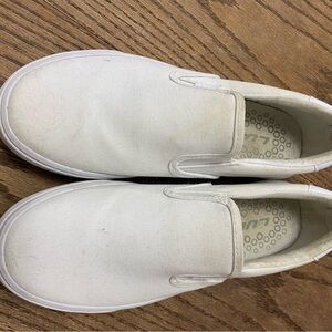 Lugz Women's White Slip-On Athletic Shoes